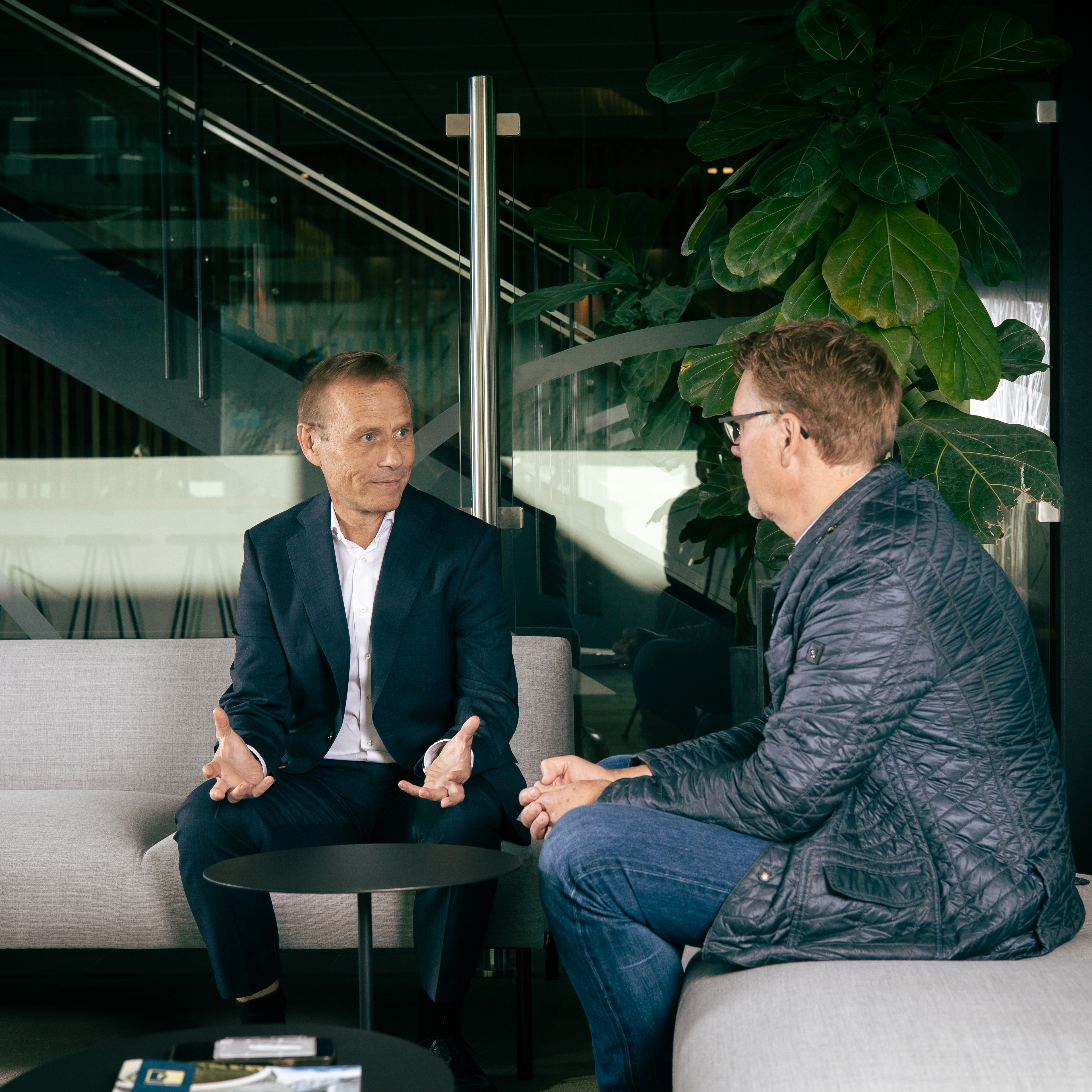 Billede af Jens Christian Nielsen, Kommunikationsdirektør i Velliv og Søren Dijon, Seniorøkonom i Velliv